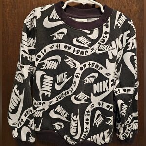 Nike Crewneck Boys Size 7/Lg